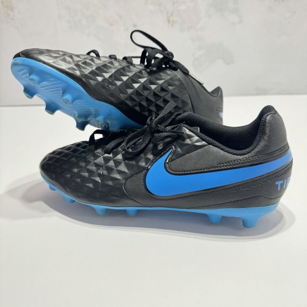 Nike Tiempo Legend 8 Club FG Soccer Cleats Youth 5.5Y AT5881-004 Black Blue